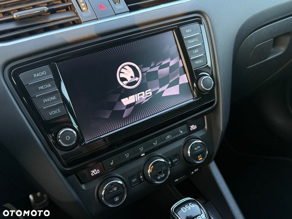 Skoda Octavia 2.0 TDI RS DSG - 21