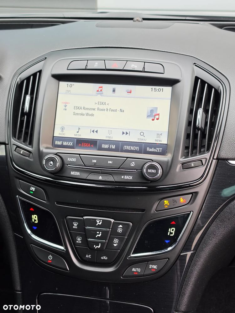 Opel Insignia 1.4 T Cosmo S&S - 22