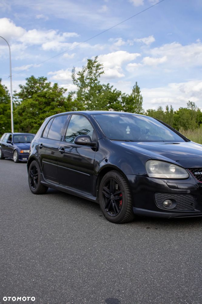 Volkswagen Golf 2.0 TSI GTI - 3