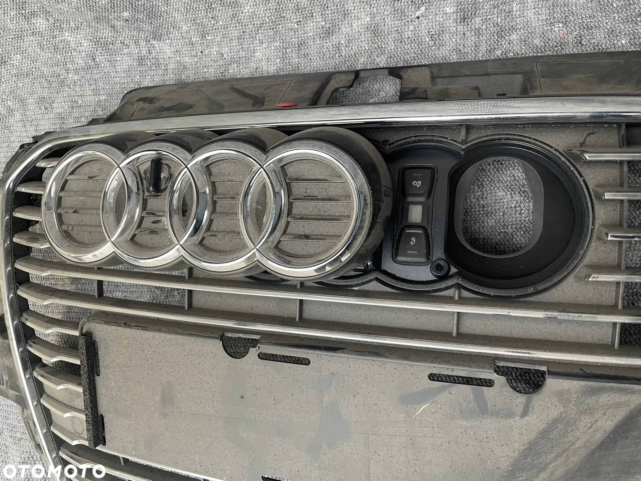 Audi A3 8V e-tron atrapa, grill - 2