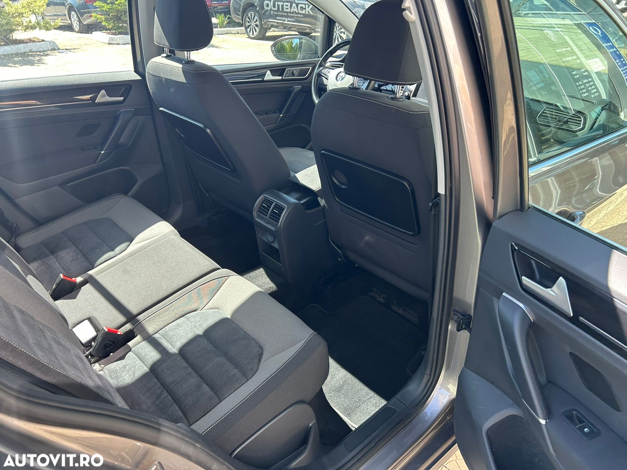 Volkswagen Golf Sportsvan 1.6 TDI DPF DSG BMT Highline - 8