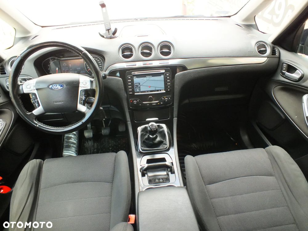 Ford Galaxy 1.6 T Platinium X (Titanium) - 13