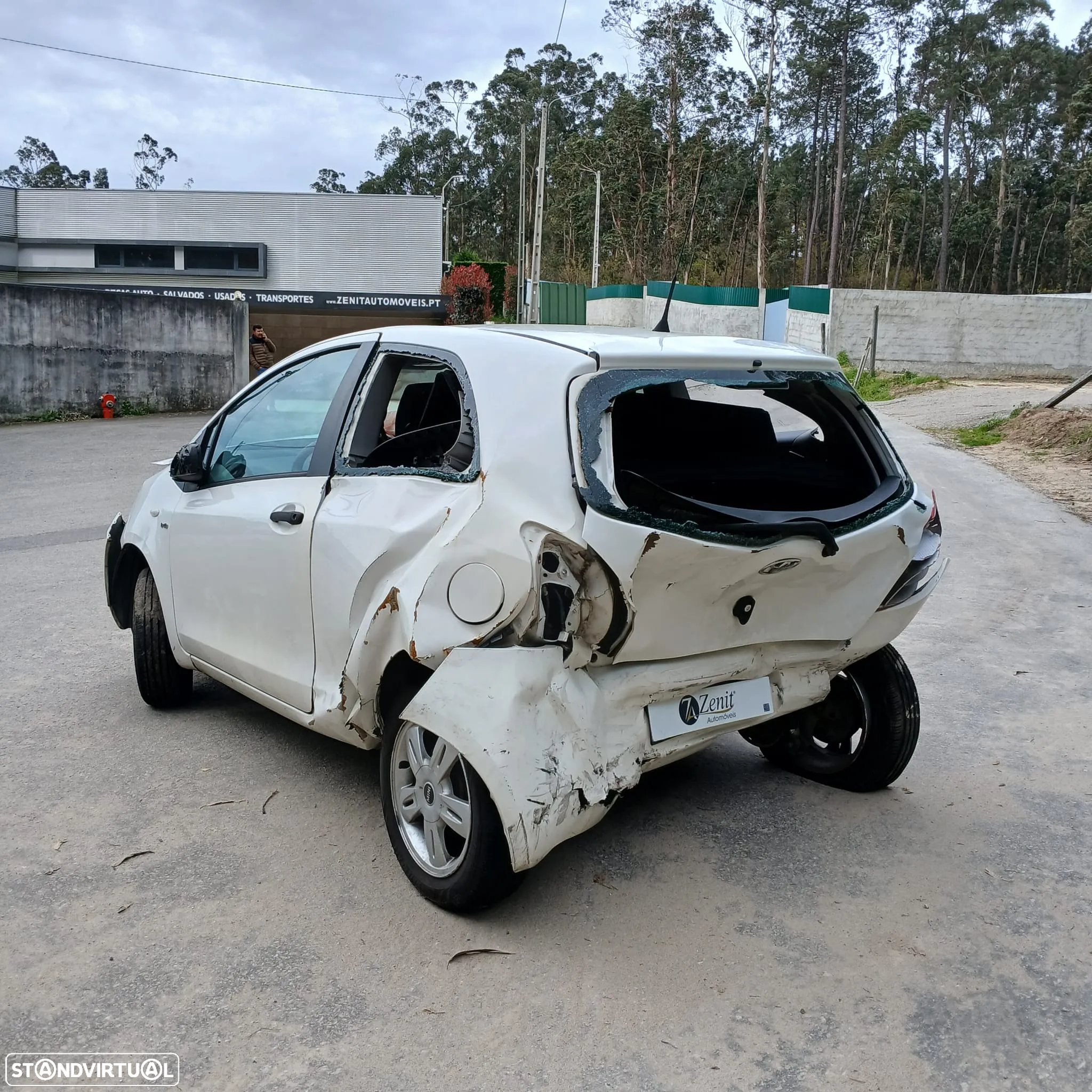 Toyota Yaris 1.4 90cv de 2008 – Peças Usadas (9778) - 3