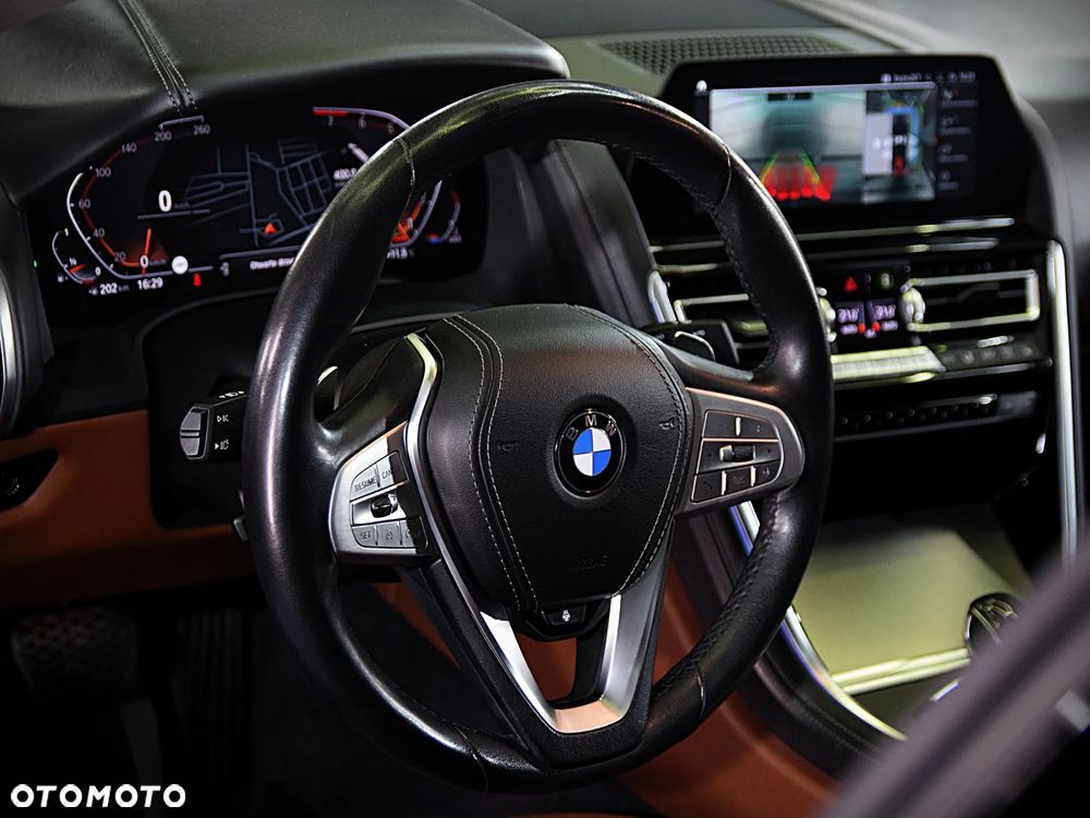 BMW Seria 8 840i xDrive - 28