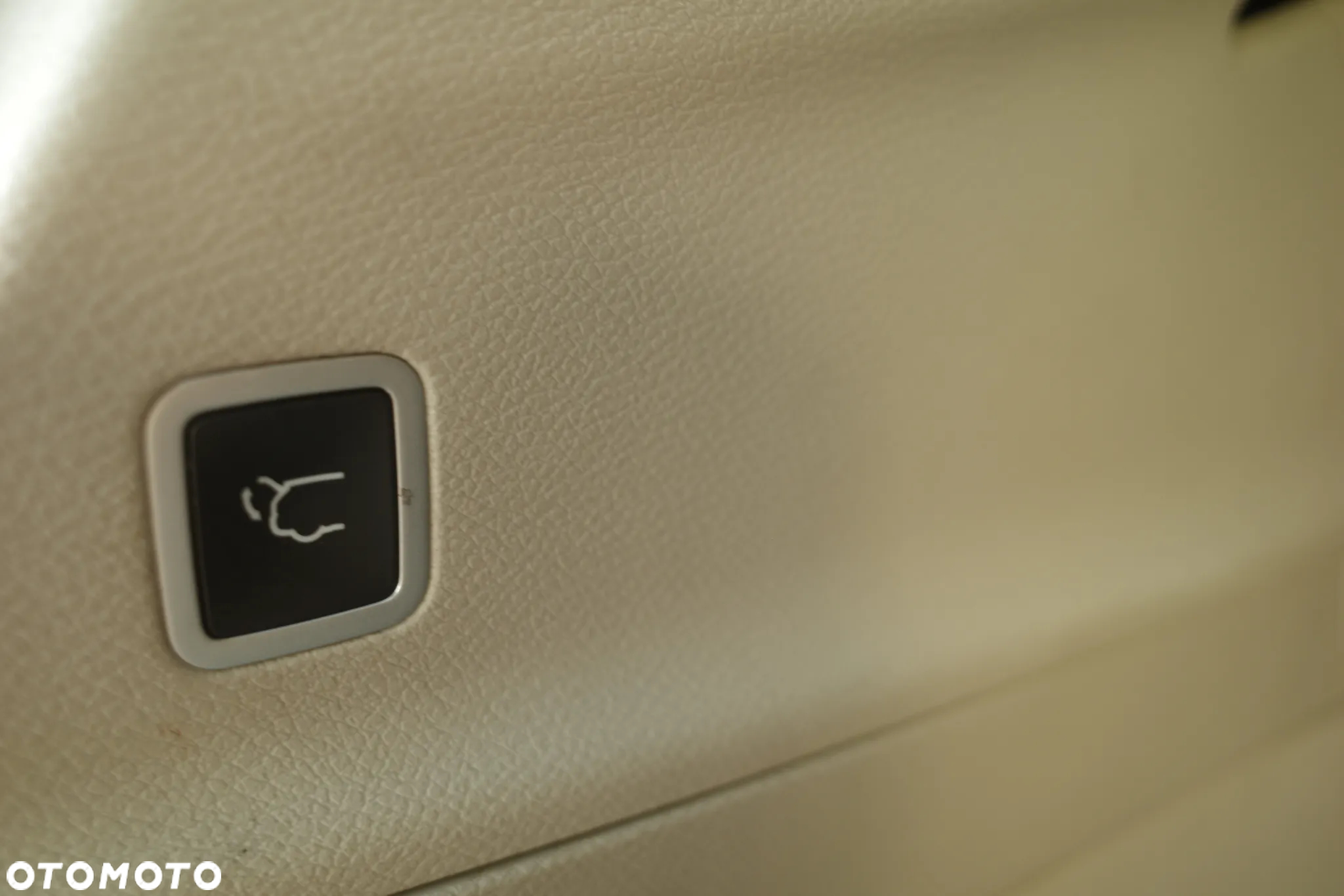 Chrysler Pacifica - 10