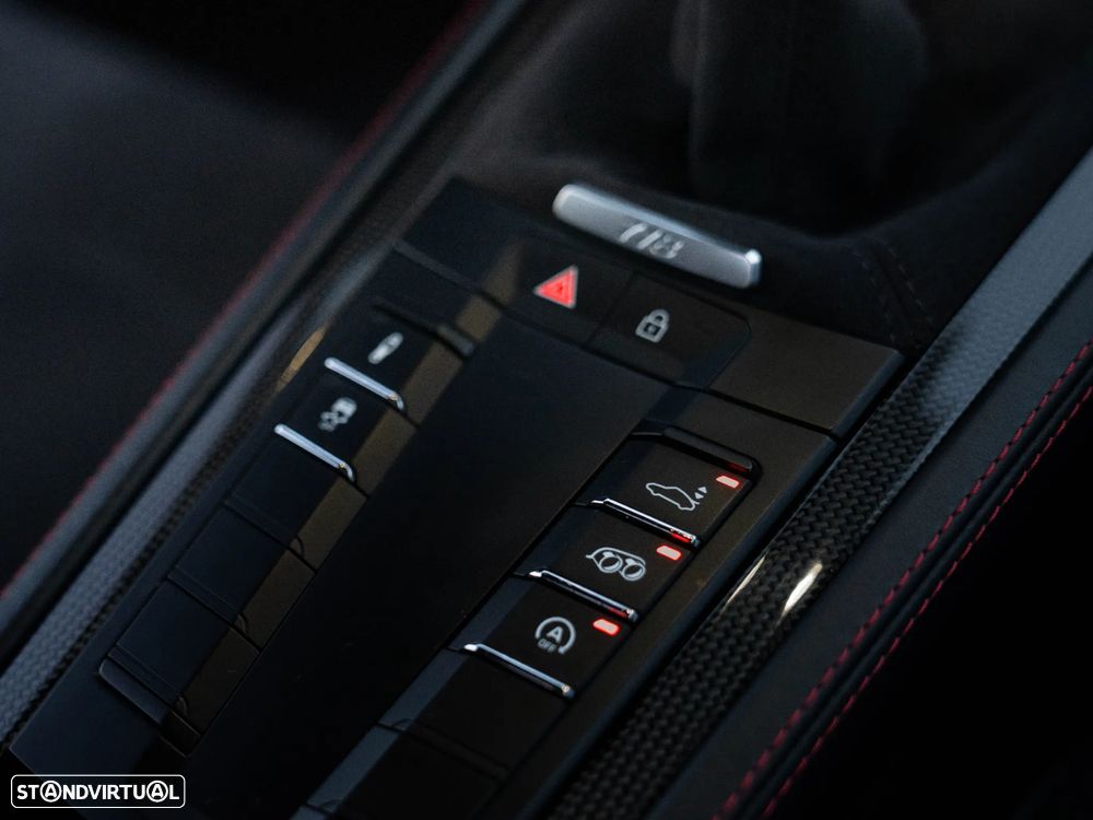 Porsche 718 Cayman GTS 4.0 - 39