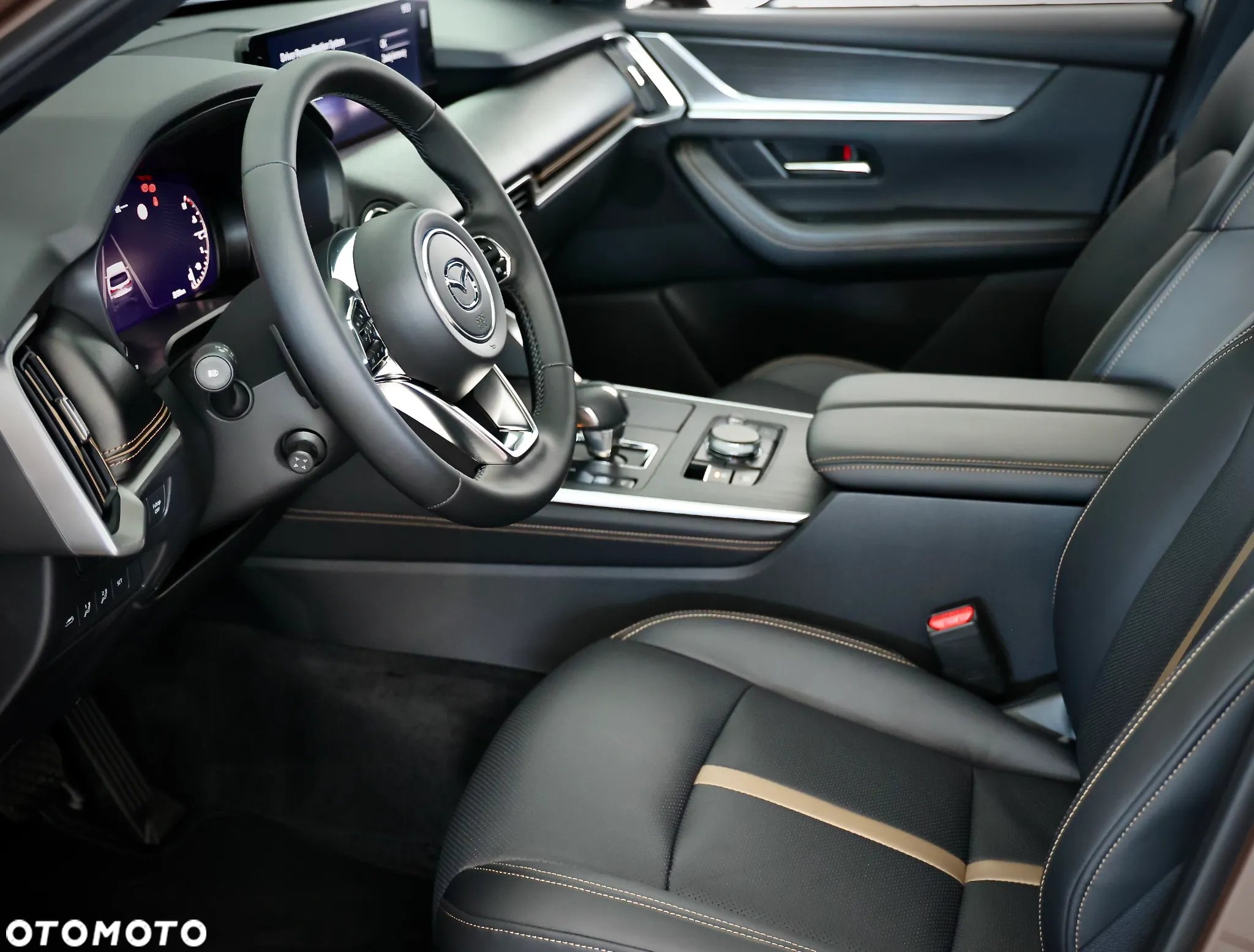 Mazda CX-80 - 11