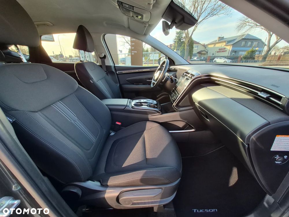 Hyundai Tucson 1.6 T-GDi HEV Executive 4WD - 18