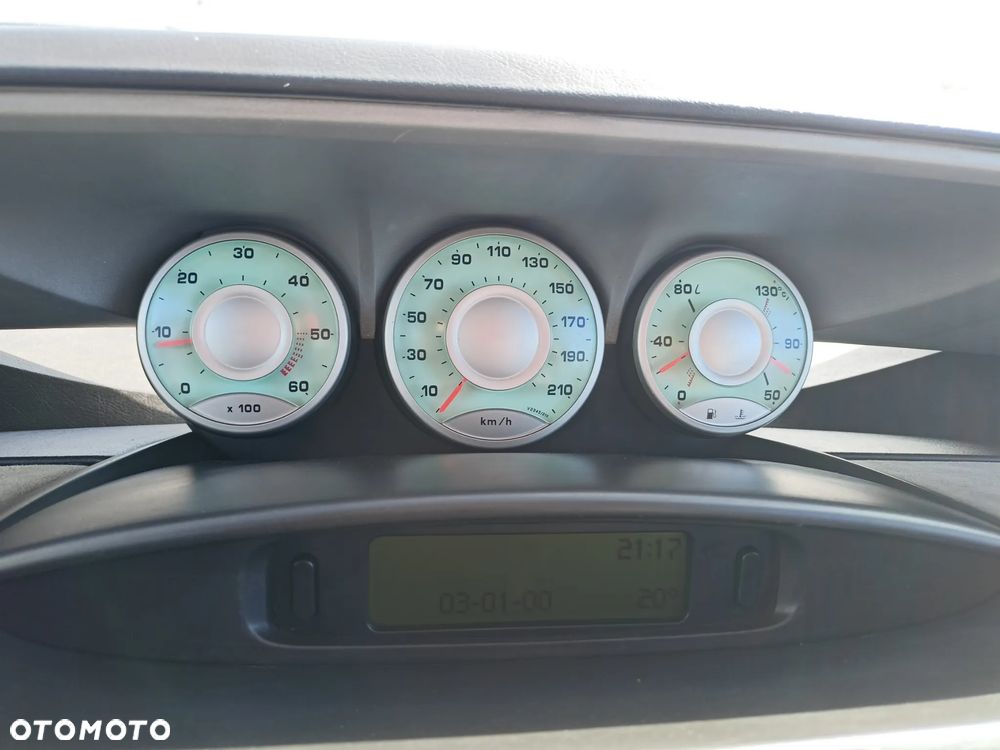 Peugeot 807 - 9