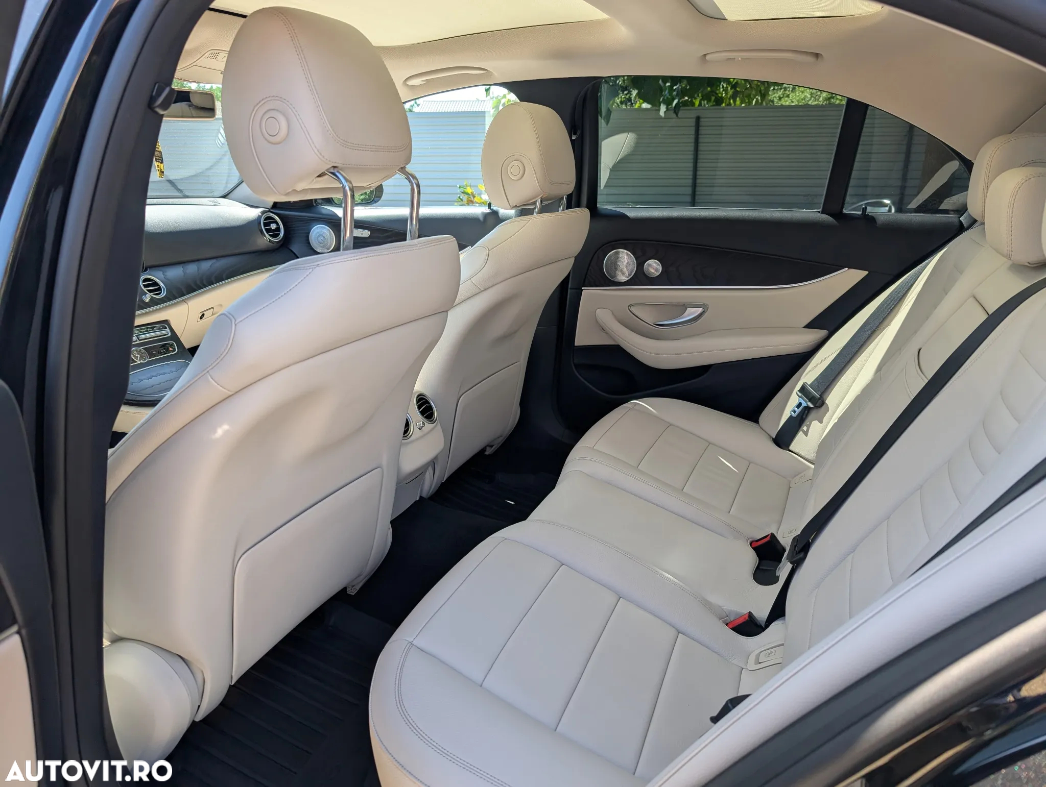 Mercedes-Benz E 200 d T 9G-TRONIC - 20