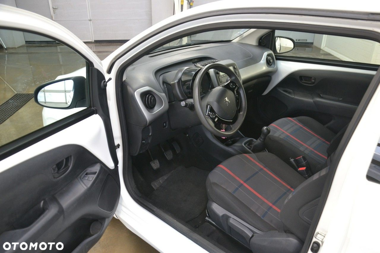 Peugeot 108 - 15