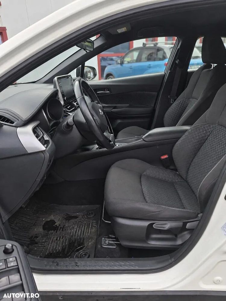 Toyota C-HR - 17