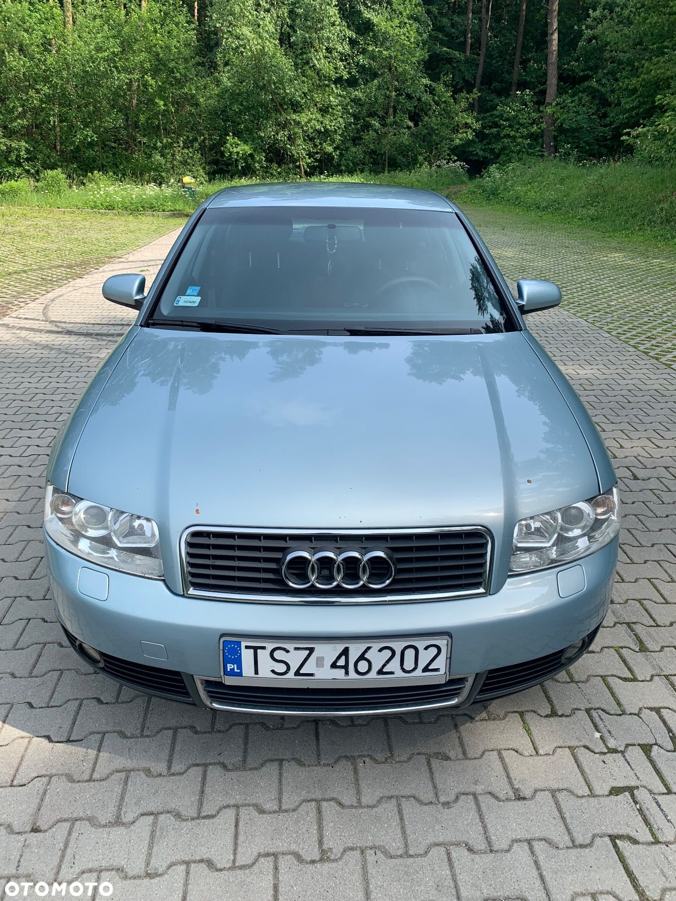 Audi A4 2.0 - 1