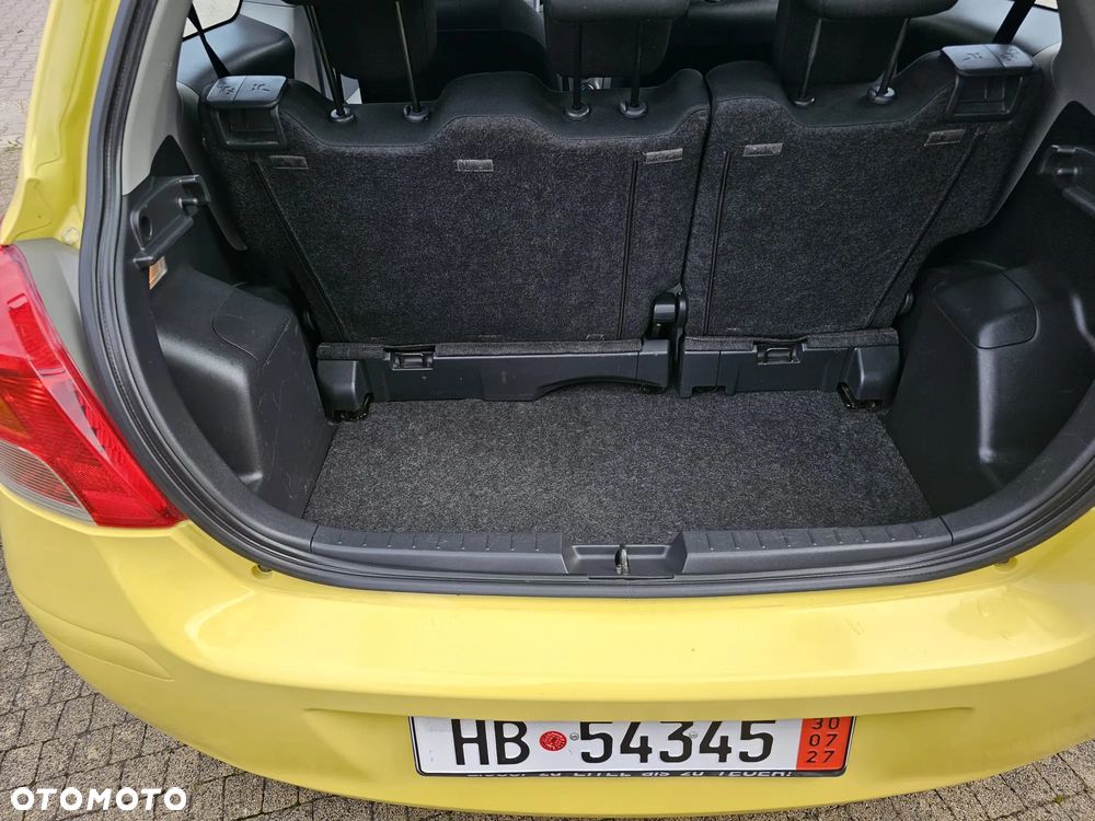Toyota Yaris 1.33 Sol - 16