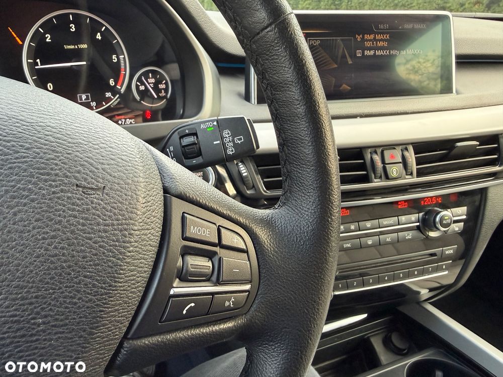 BMW X5 xDrive25d - 27