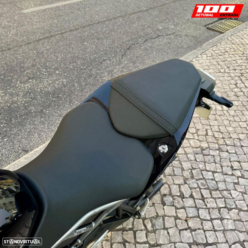 Suzuki GSX 800 S - 27