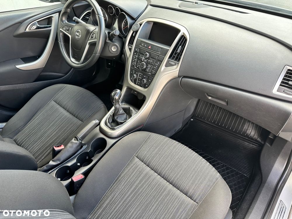 Opel Astra 1.6 Essentia - 8