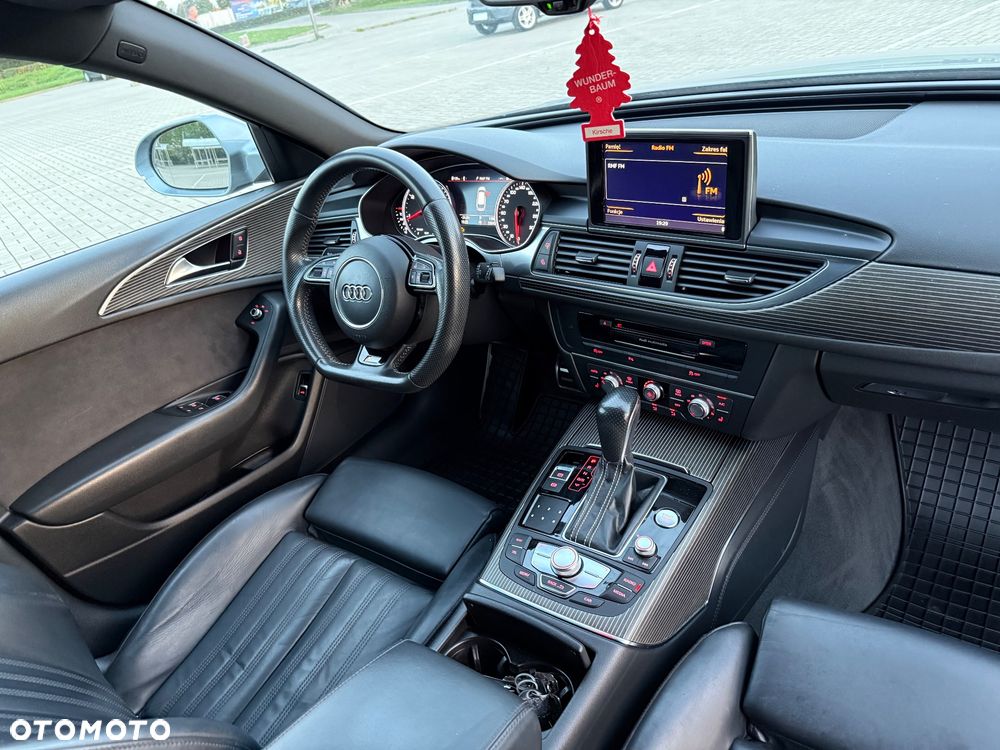 Audi A6 Avant 2.0 TDI Ultra S tronic - 24