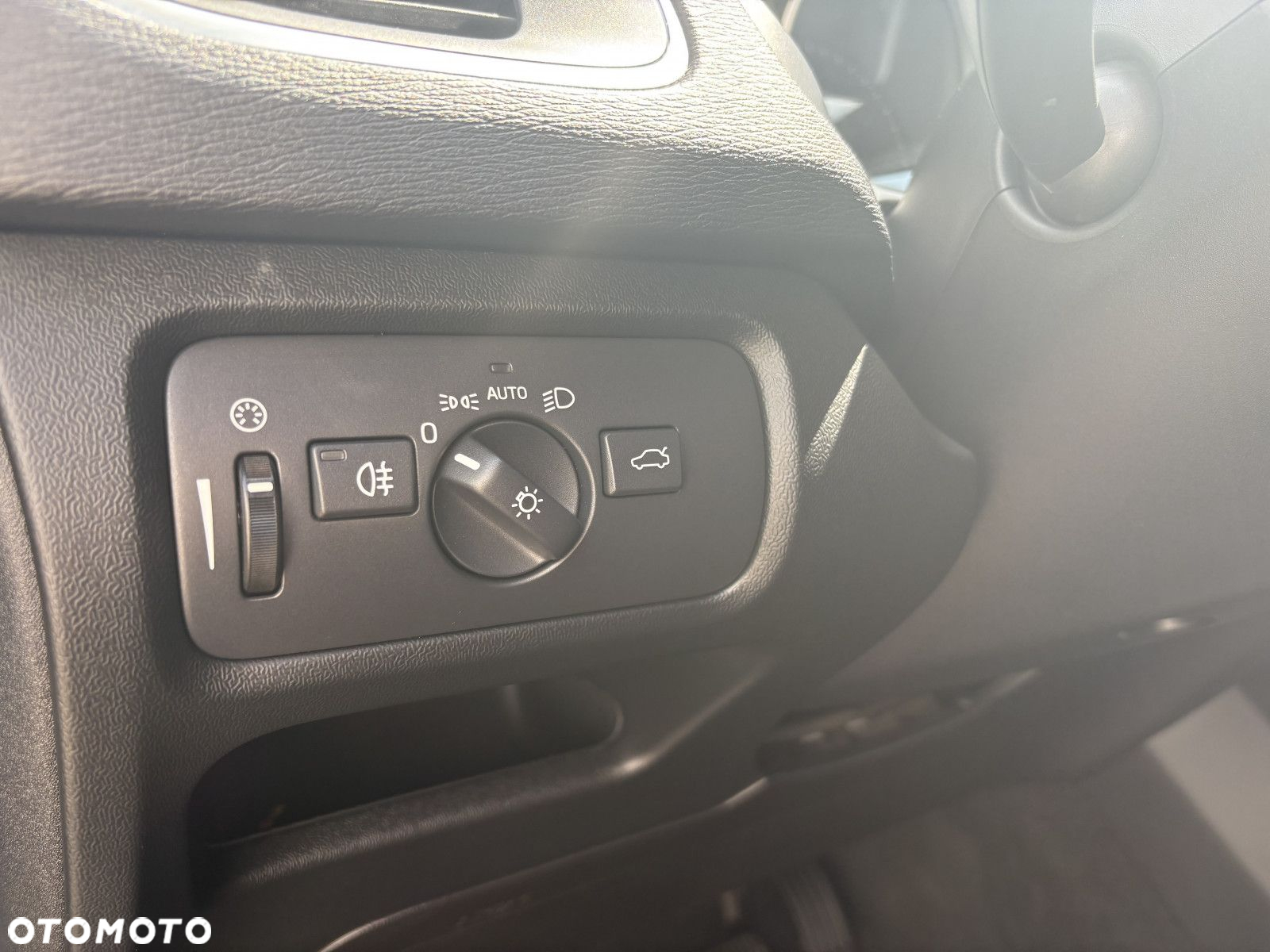 Volvo V40 - 21
