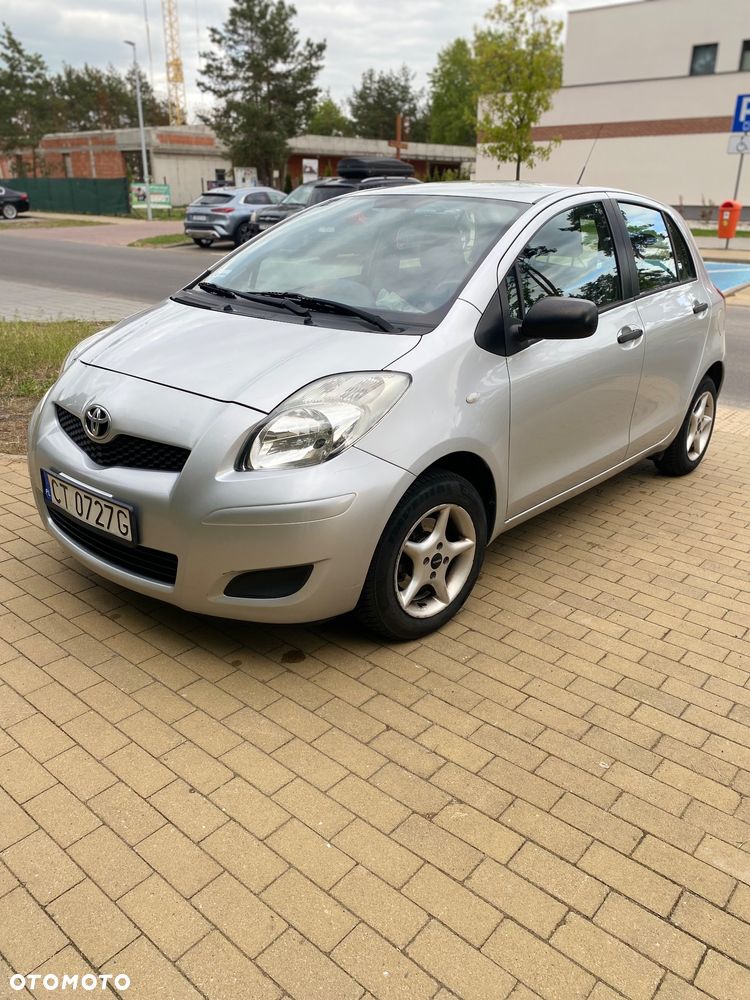 Toyota Yaris 1.0 VVT-i - 4