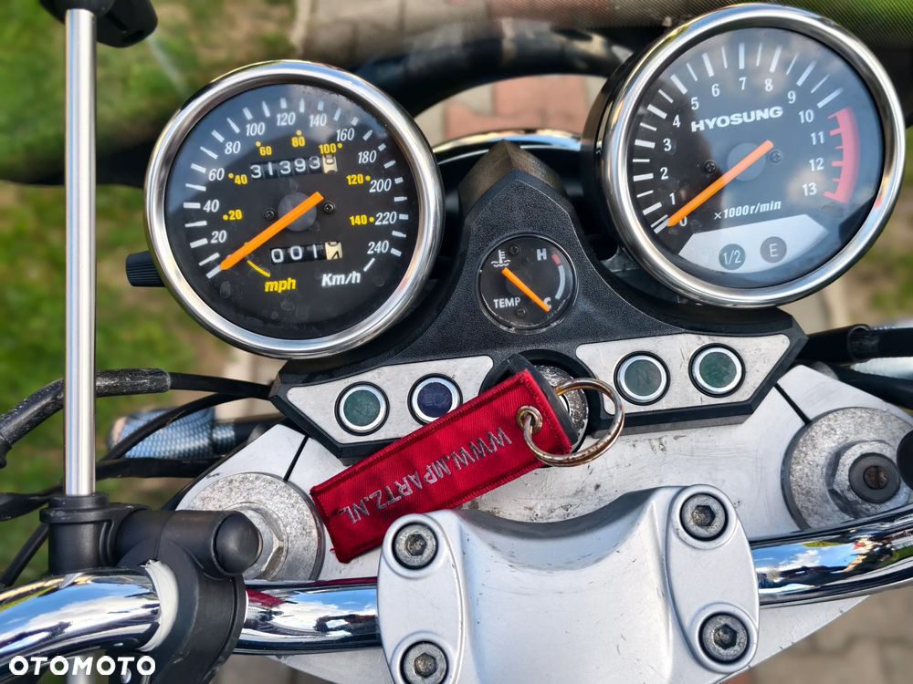 Hyosung GT Comet - 14