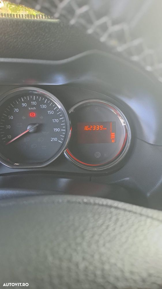Dacia Duster 1.6 16V 105 4x2 Prestige - 5