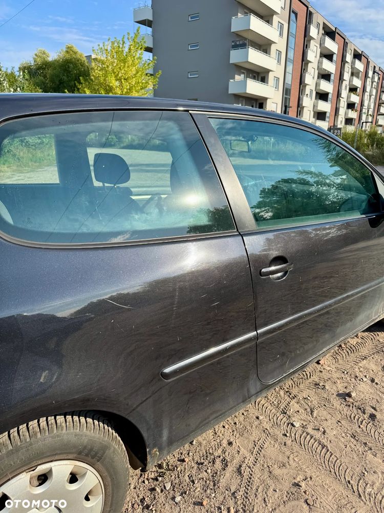 Volkswagen Golf V 1.6 FSI Comfortline - 6