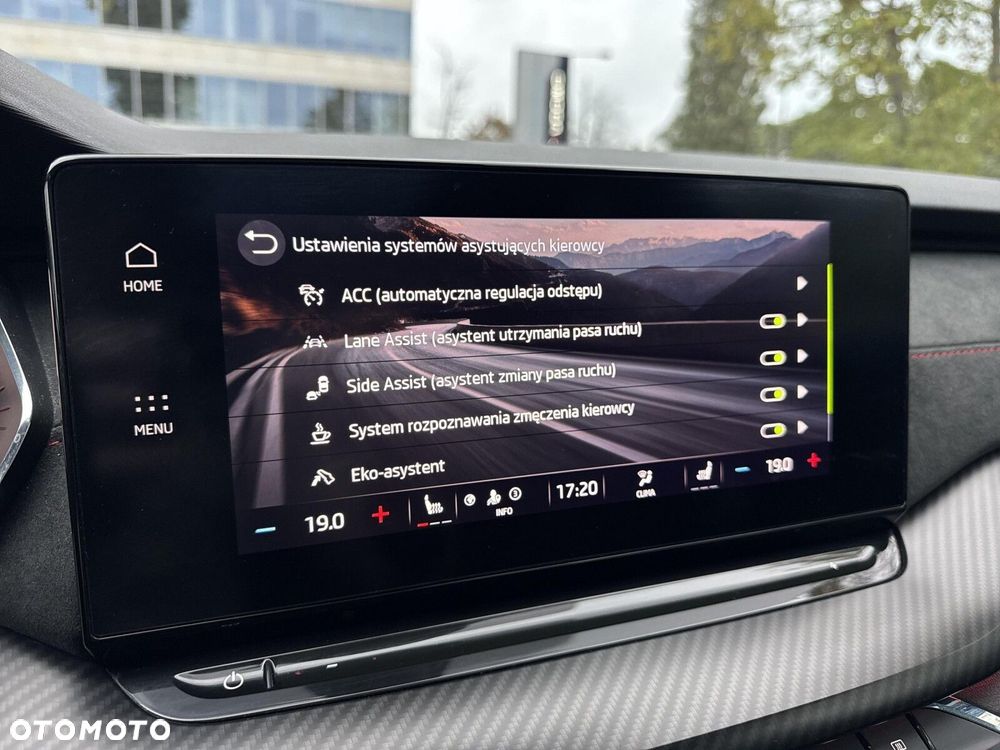 Skoda Octavia 2.0 TSI RS DSG - 27