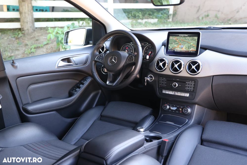 Mercedes-Benz B 180 BlueEfficiency - 17