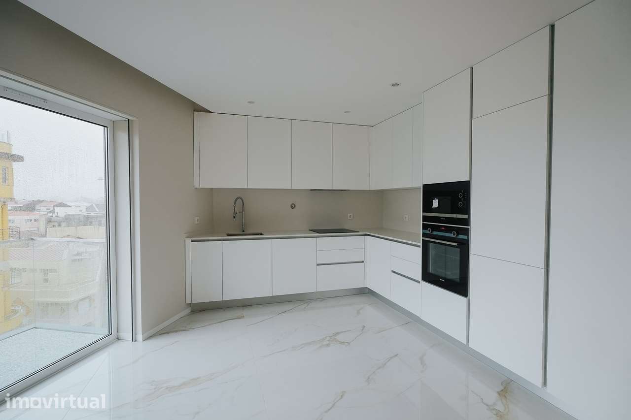 Apartamento T3 Venda em Póvoa de Varzim, Beiriz e Argivai,Póvoa de Var - Grande imagem: 2/24
