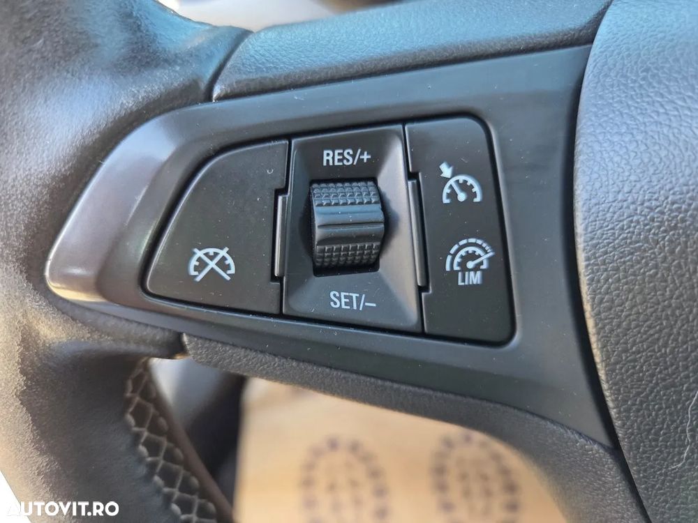 Opel Astra Sport Tourer 1.6 CDTI ECOTEC Dynamic - 19