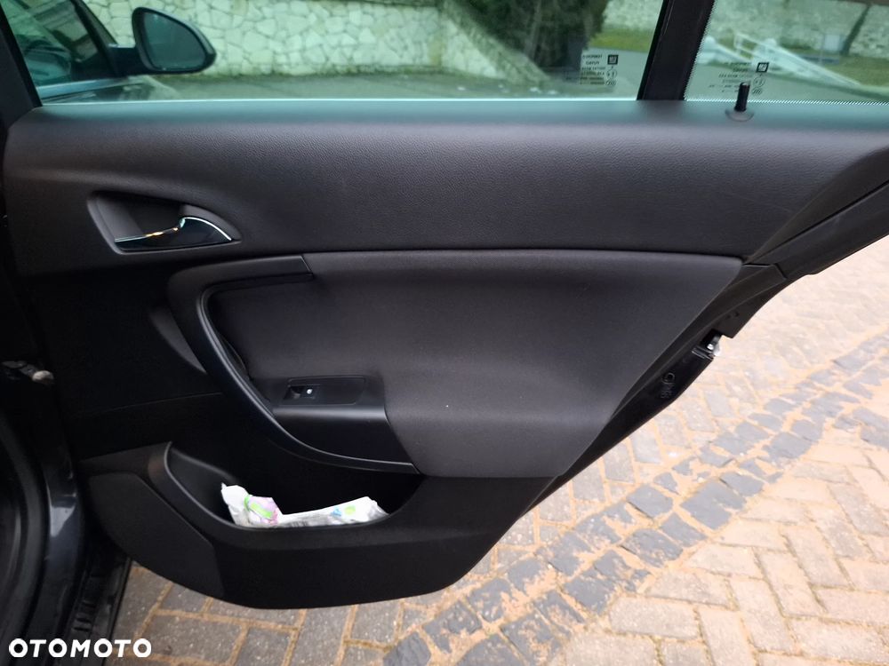 Opel Insignia 2.0 CDTI ecoFLEX Start/Stop Innovation - 25