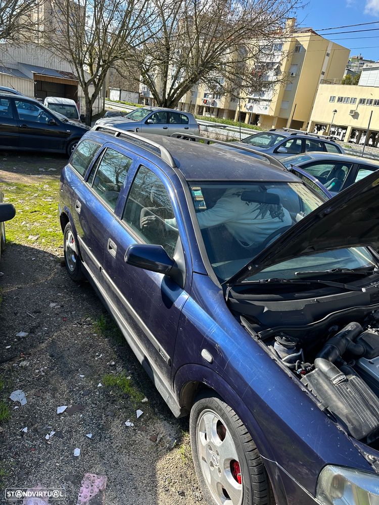 Opel Astra 1.4i 16V Family - 2