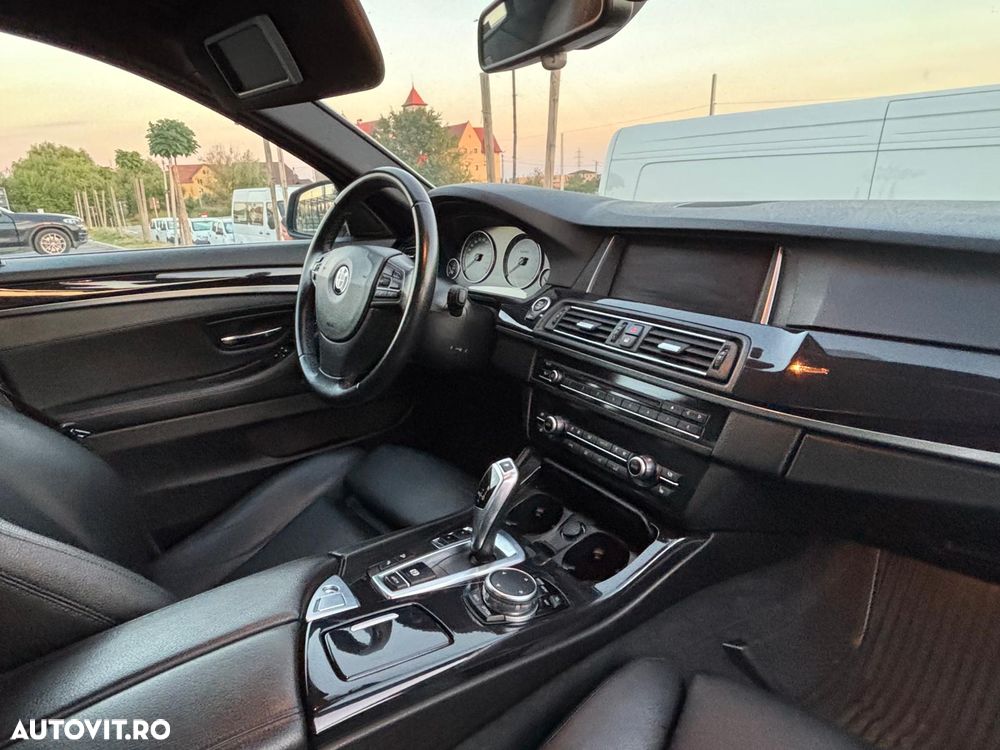 BMW Seria 5 520d xDrive AT - 3