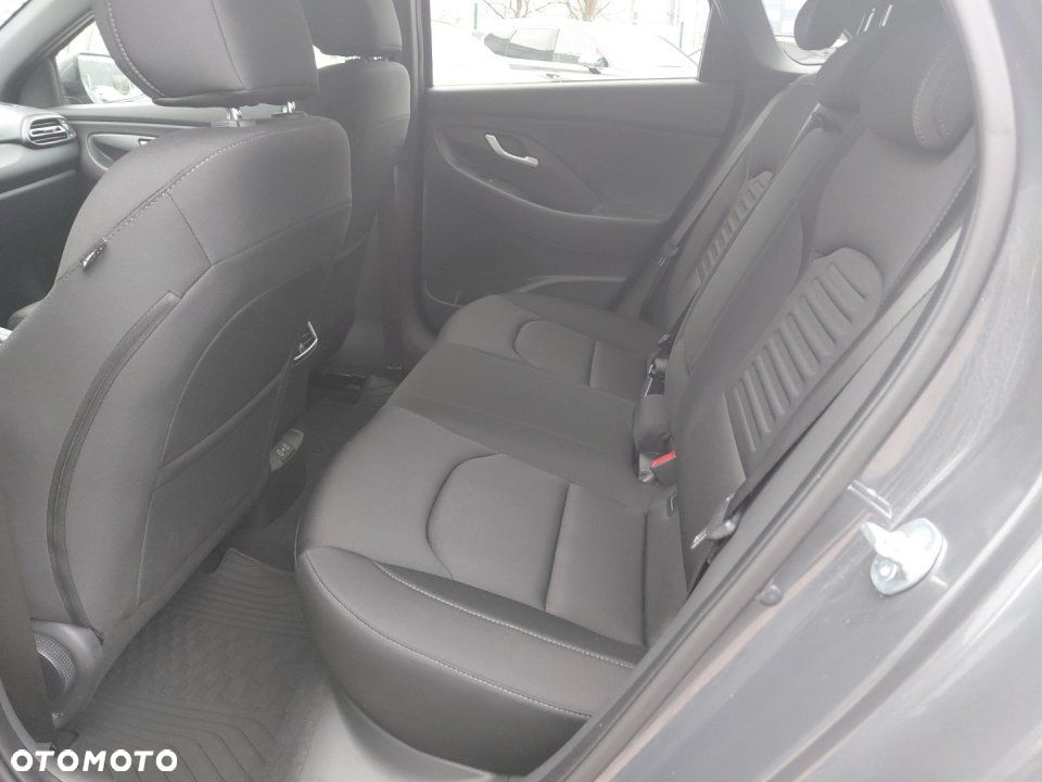 Hyundai i30 - 19