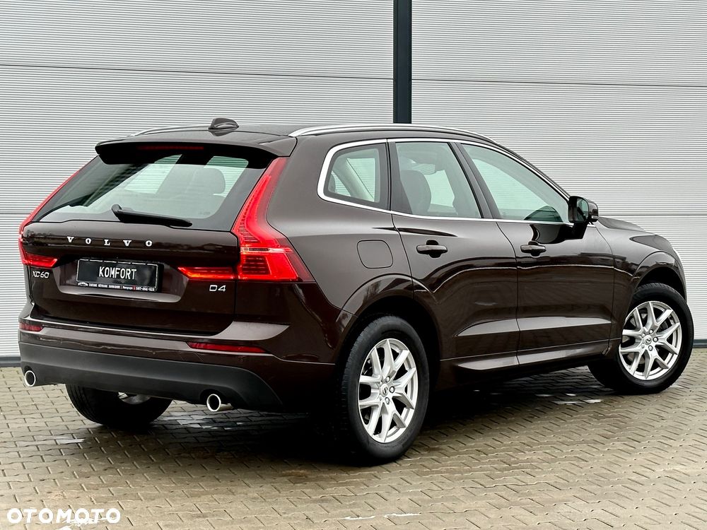Volvo XC 60 D4 Momentum Pro - 13