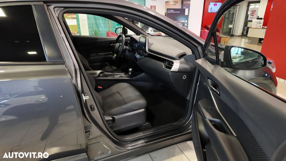 Toyota C-HR 1.8 HSD 122 CP 4x2 CVT C-enter - 12