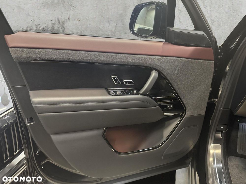 Land Rover Range Rover - 11