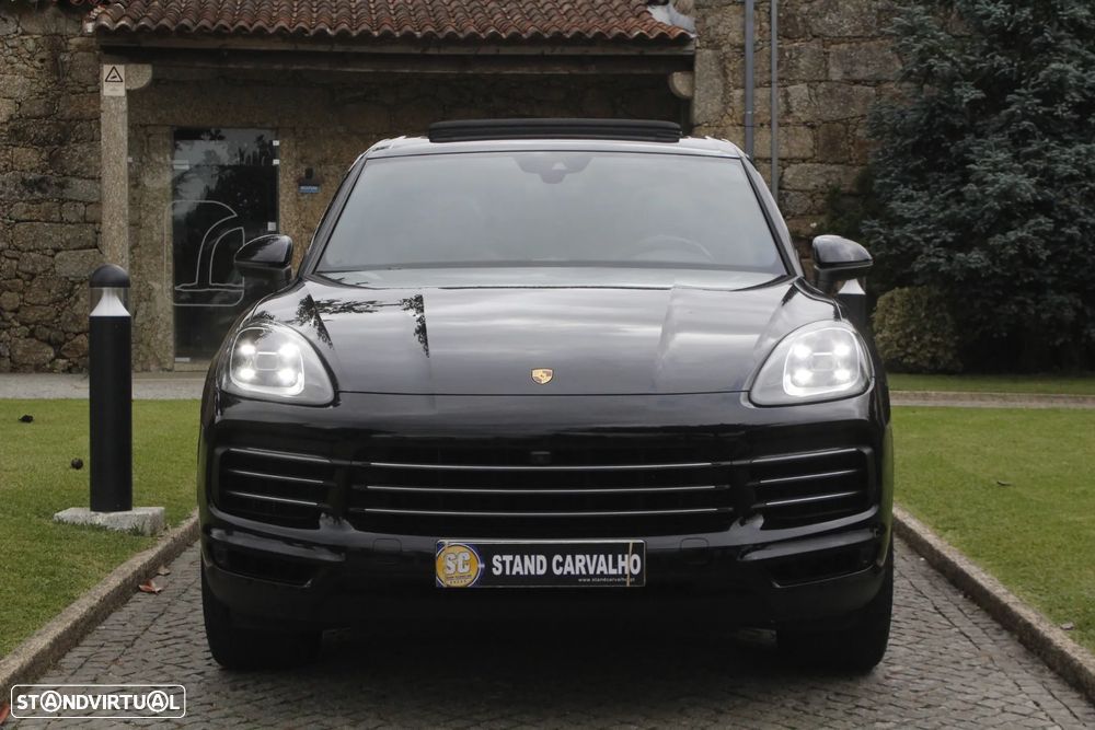 Porsche Cayenne E-Hybrid - 2
