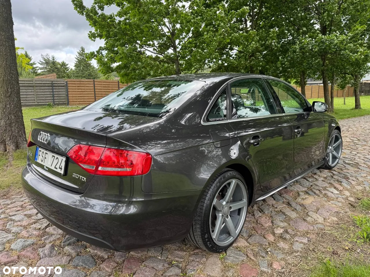 Audi A4 2.0 TDI ultra - 5