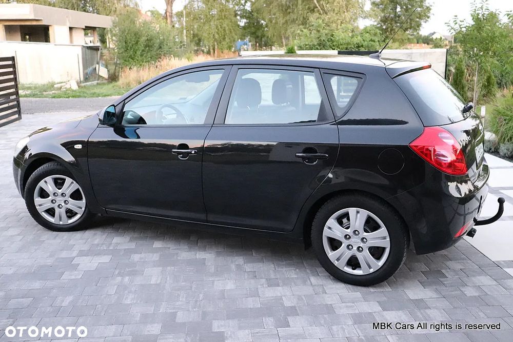 Kia Ceed ver-1-4-style - 9