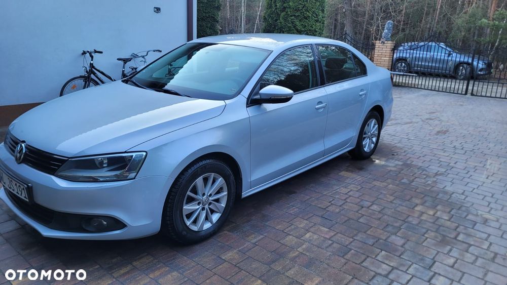 Volkswagen Jetta 1.2 TSI BlueMotion Technology Comfortline - 1