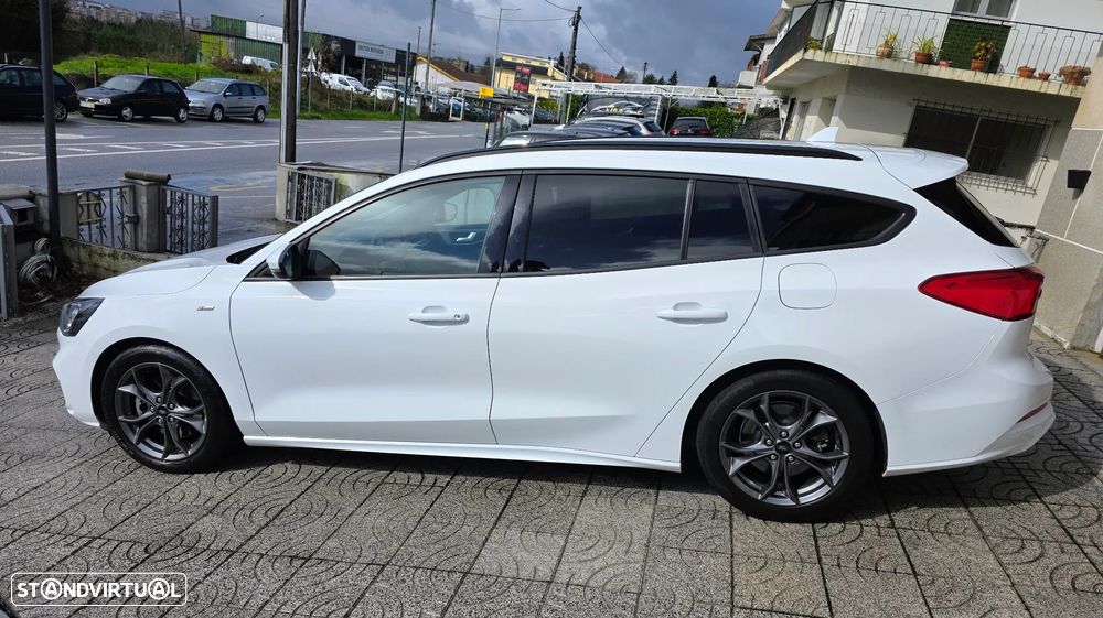 Ford Focus SW 1.0 EcoBoost ST-Line - 21