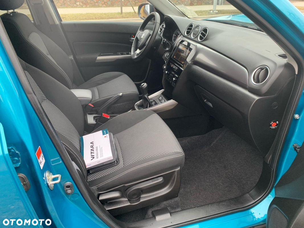 Suzuki Vitara 1.0 Boosterjet Premium 2WD - 30