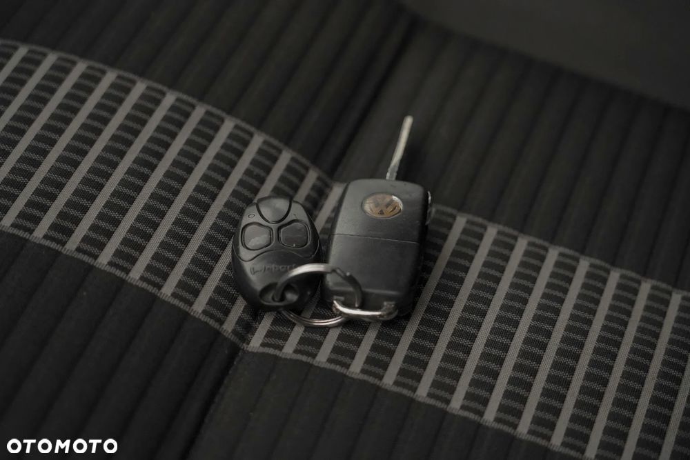 Volkswagen Multivan - 27