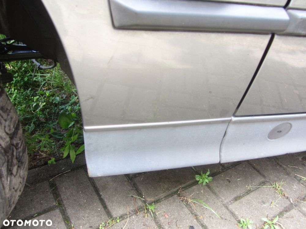 błotnik lewy przód bmw e36 sedan - 3