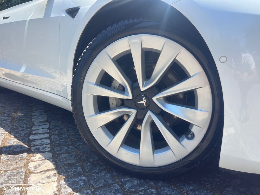 Tesla Model 3 Standard Range Plus RWD - 4