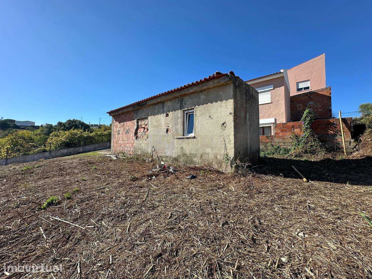TERRENO URBANO - Grande imagem: 2/10