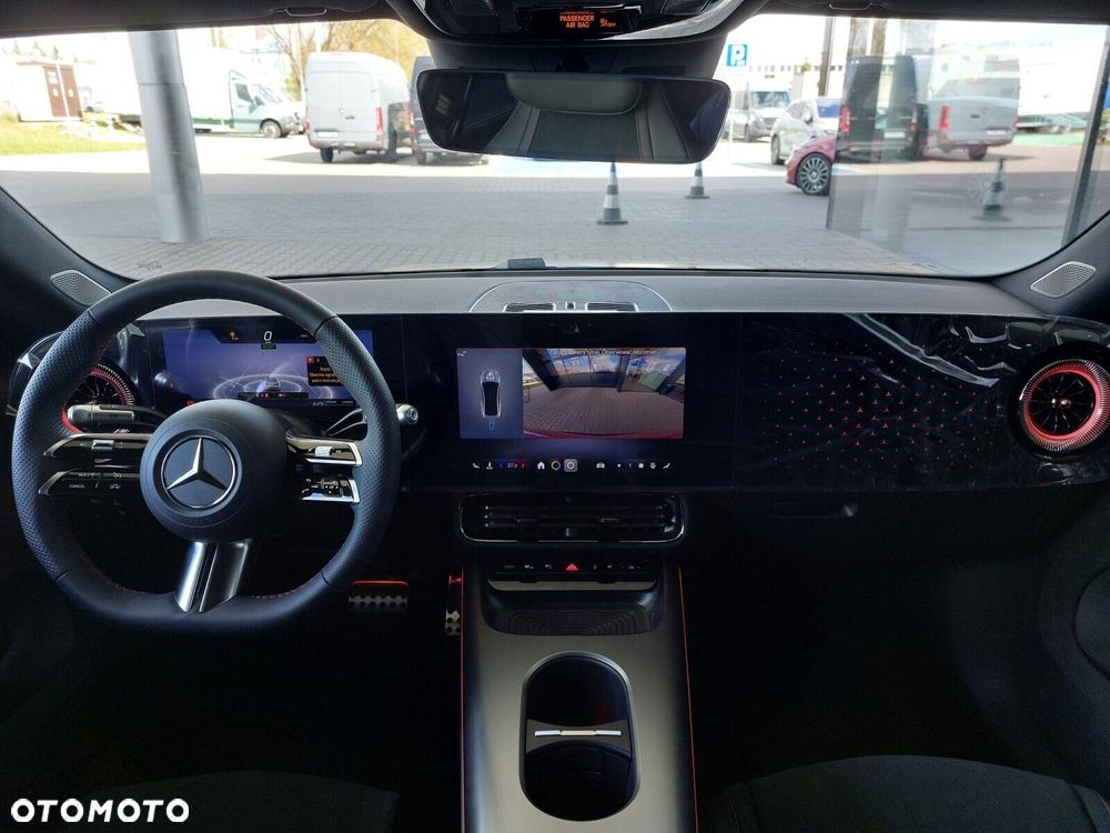 Mercedes-Benz CLA - 11