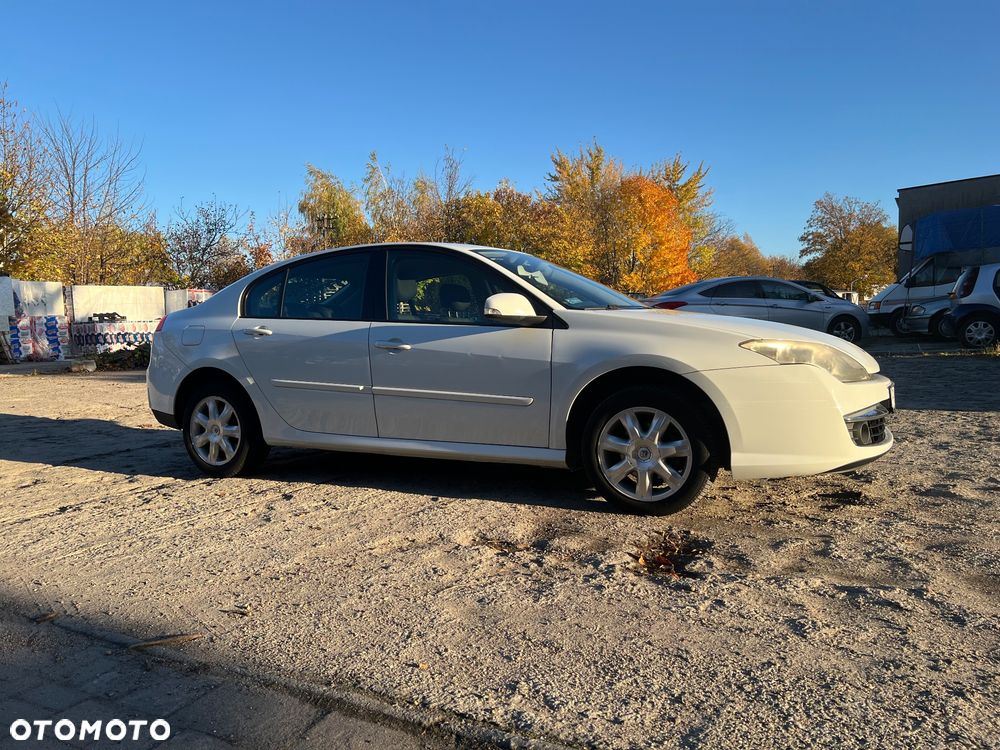 Renault Laguna 2009 photo 4